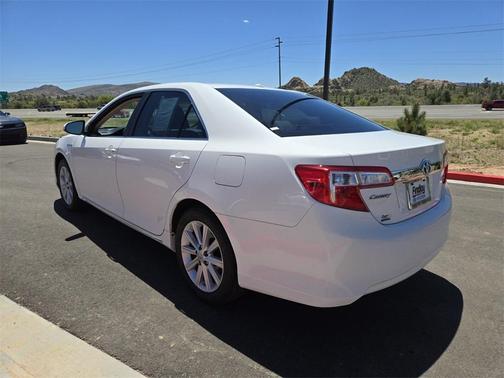 2012 Toyota Camry Hybrid XLE