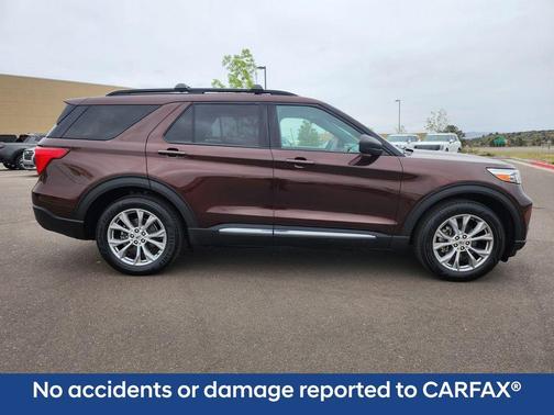 Rich Copper Metallic Tinted Clearcoat 2020 Ford Explorer XLT