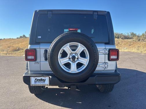 2022 Jeep Wrangler Sport
