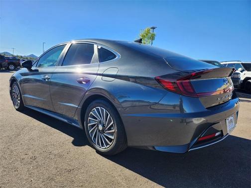 2023 Hyundai SONATA Hybrid Limited