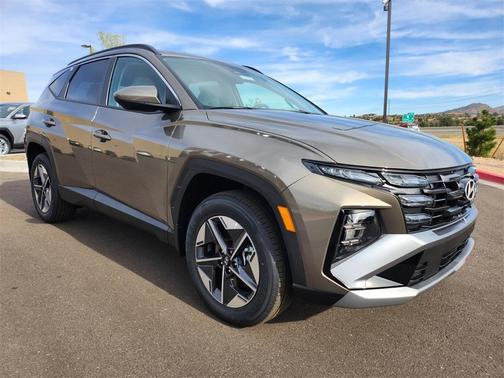 2026 Hyundai TUCSON Hybrid SEL