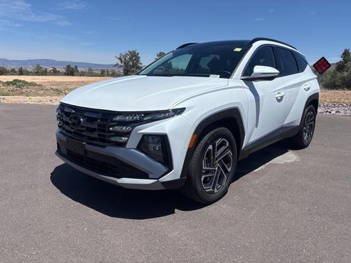 Pearl 2025 Hyundai TUCSON Plug-In Hybrid Limited