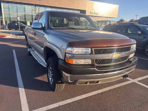 2002 Chevrolet Silverado 2500 LS H/D Extended Cab