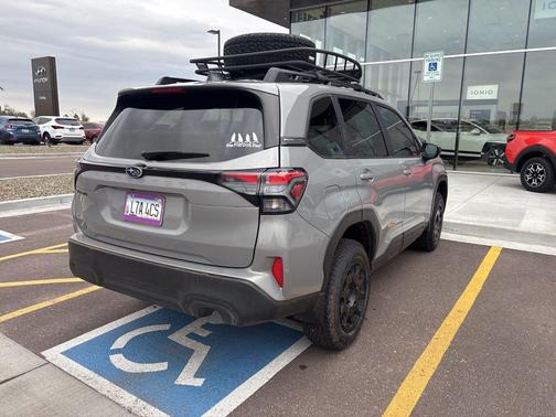 2025 Subaru Forester Premium