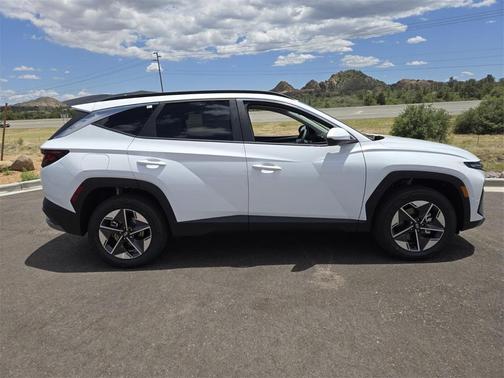 2025 Hyundai TUCSON Plug-In Hybrid SEL