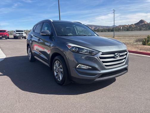 2017 Hyundai TUCSON SE Plus