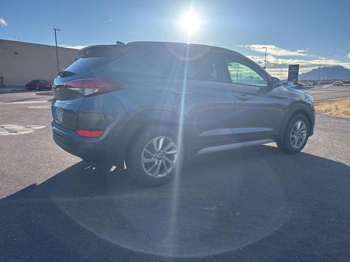 2017 Hyundai TUCSON SE Plus
