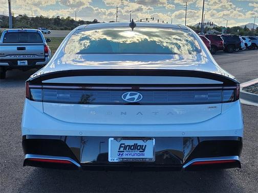 2025 Hyundai SONATA Hybrid Limited