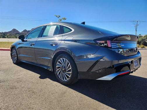 2025 Hyundai SONATA Hybrid Limited