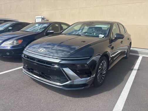 2025 Hyundai SONATA Hybrid Limited