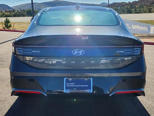 2025 Hyundai SONATA Hybrid Limited