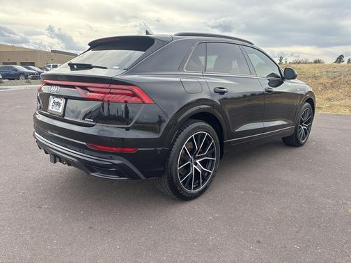 Orca Black Metallic 2019 Audi Q8 3.0T Premium Plus