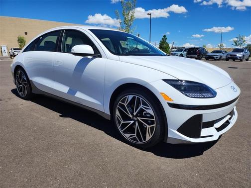 2025 Hyundai IONIQ 6 SEL