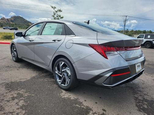 2025 Hyundai ELANTRA HEV Limited