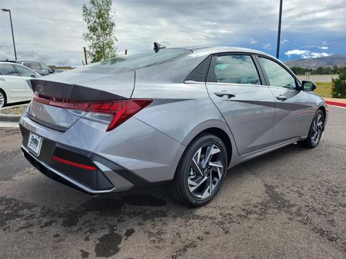 2025 Hyundai ELANTRA HEV Limited