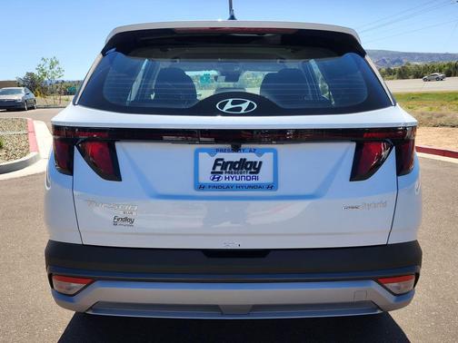 Pearl 2026 Hyundai TUCSON Hybrid Blue SE