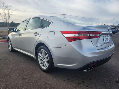 2013 Toyota Avalon XLE