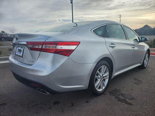 2013 Toyota Avalon XLE