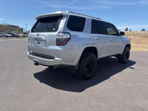 Classic Silver Metallic 2015 Toyota 4Runner SR5 Premium