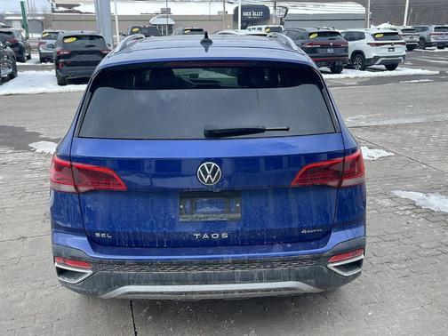 2024 Volkswagen Taos 1.5T SEL