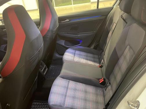 2024 Volkswagen Golf GTI 2.0T SE