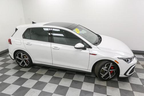 2024 Volkswagen Golf GTI 2.0T SE