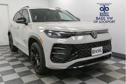2025 Volkswagen Tiguan 2.0T SE R-Line Black