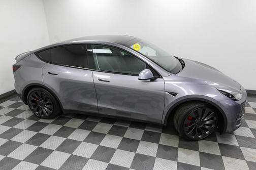 2025 Tesla Model Y Performance