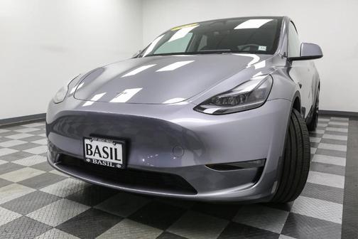2025 Tesla Model Y Performance