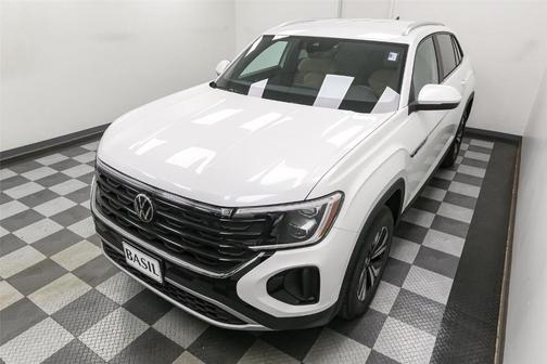 2026 Volkswagen Atlas Cross Sport 2.0T SE