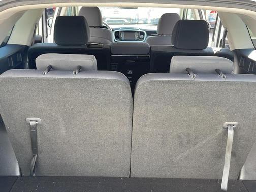 Snow White Pearl 2020 Kia Sorento LX