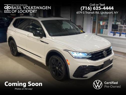 2022 Volkswagen Tiguan 2.0T SE R-Line Black