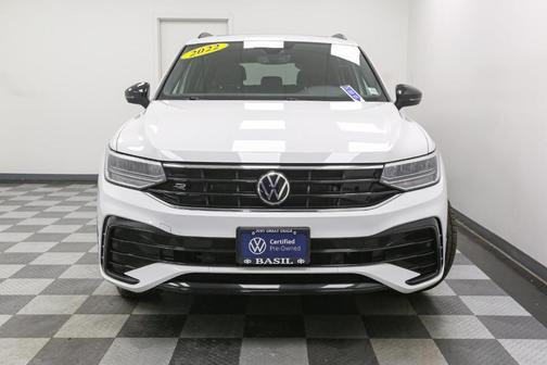 2022 Volkswagen Tiguan 2.0T SE R-Line Black