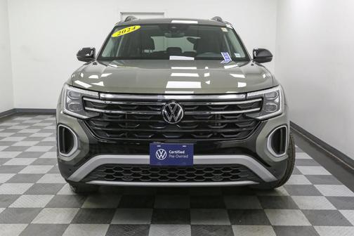 2024 Volkswagen Atlas 2.0T Peak Edition SE w/Technology