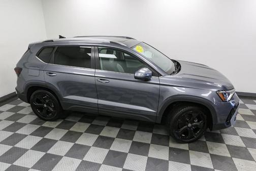 2025 Volkswagen Taos 1.5T SEL