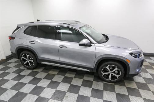 Pyrite Silver Metallic 2026 Volkswagen Tiguan 2.0T SE