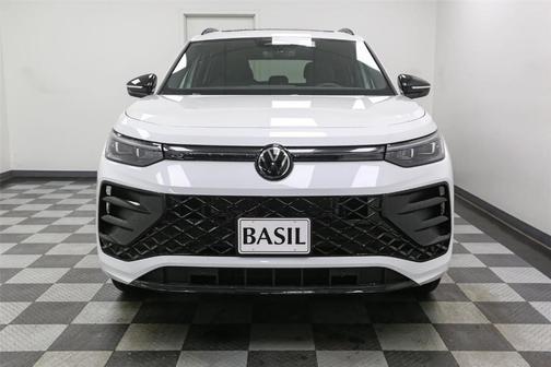 Opal White Pearl 2026 Volkswagen Tiguan 2.0T SE R-Line Black