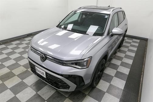 2025 Volkswagen Taos 1.5T SEL
