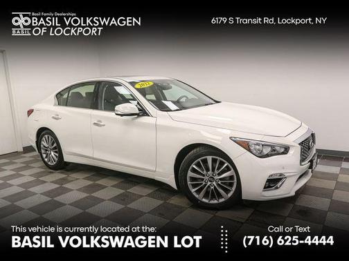2022 INFINITI Q50 LUXE