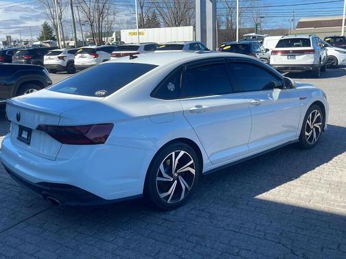 2022 Volkswagen Jetta GLI 2.0T Autobahn