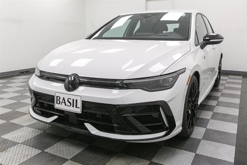 2025 Volkswagen Golf R 2.0T Black Edition