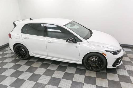 2025 Volkswagen Golf R 2.0T Black Edition