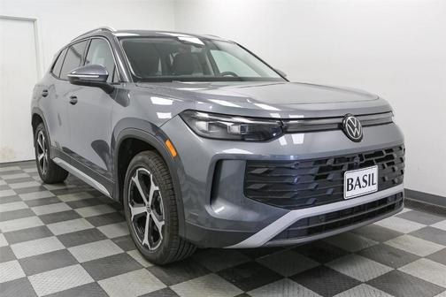 2025 Volkswagen Tiguan 2.0T SE