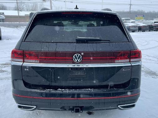 2025 Volkswagen Atlas 2.0T SE