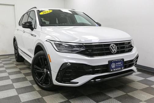 2023 Volkswagen Tiguan 2.0T SE R-Line Black