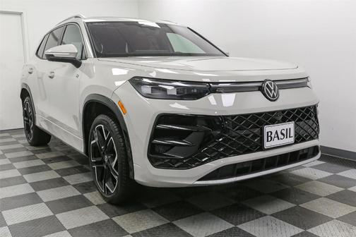 2026 Volkswagen Tiguan 2.0T SEL