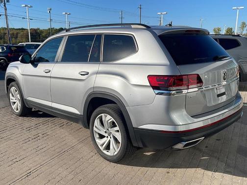 2023 Volkswagen Atlas 2.0T SE