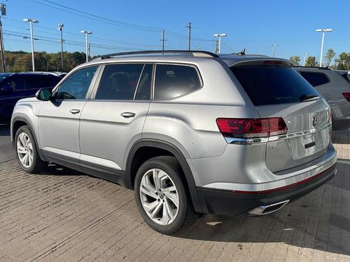 2023 Volkswagen Atlas 2.0T SE