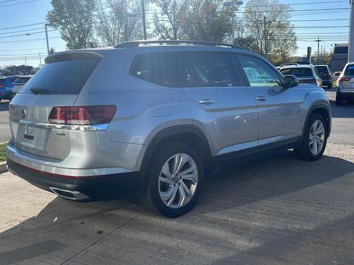 2023 Volkswagen Atlas 2.0T SE