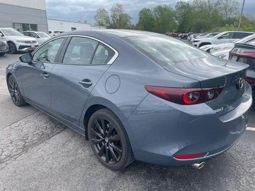 2023 Mazda Mazda3 2.5 S Carbon Edition